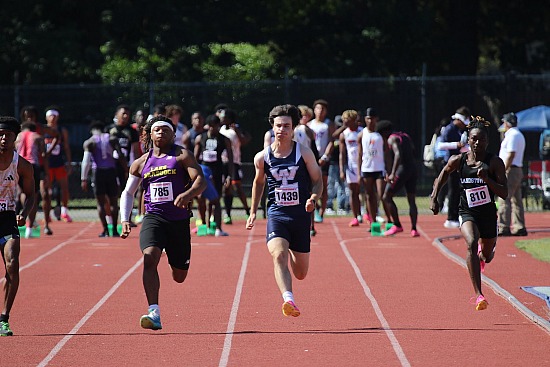 Boy's 100m Dash semis