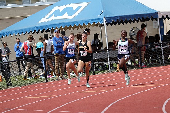 Girl's 400m Finals