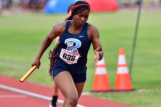 Girl's 4x100m Finals