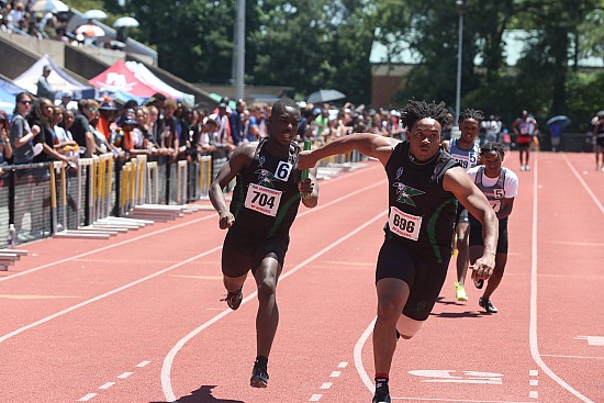 Boys 4x100m